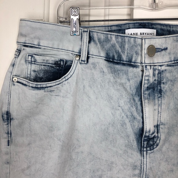 Lane Bryant High-Rise Acid Wash Pedal Jeans NWT - Picture 3 of 16